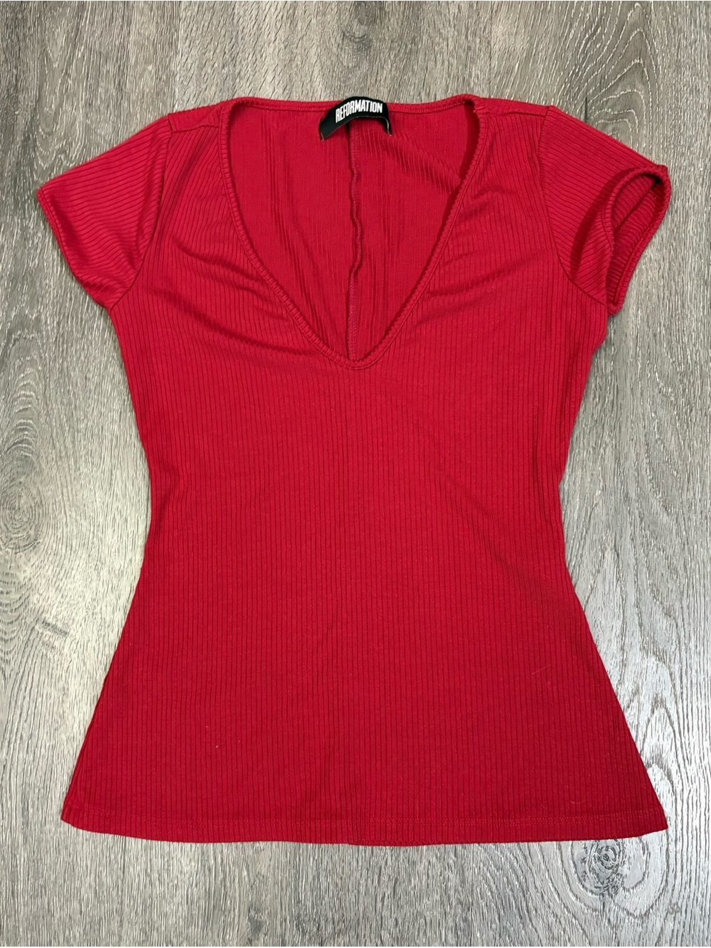 Reformation Shirt Women’s Small Ribbed Red Knit Deep V- Neck Cap Sleeve Stretch